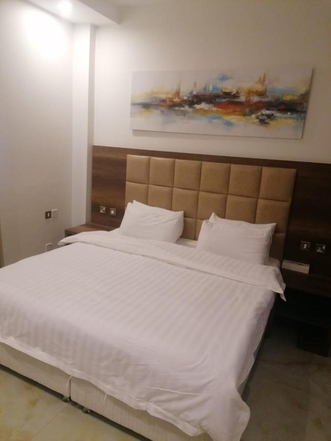 Al Deafah Hotel Apartment الضيافة للشقق الفندقية Эль-Бурайми Экстерьер фото